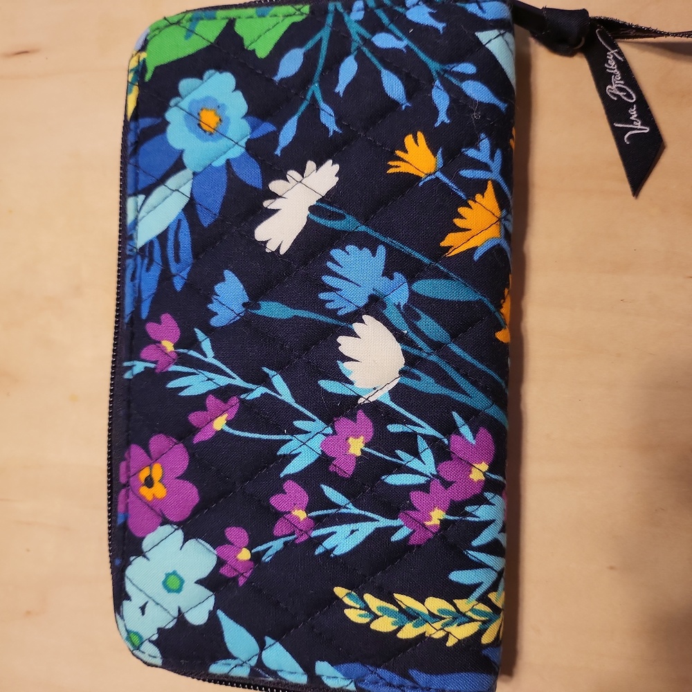 Vera Bradley Accordion Wristlet